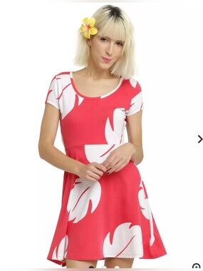 Hot Topic red and white Lilo & Stitch Lilo Hawaiian kawaii fun cosplay dress Xs